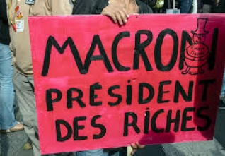macron pro bohaté
