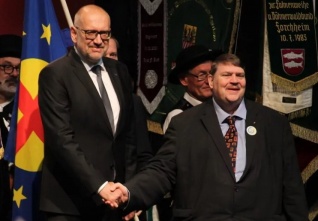 mikuláš bek  a gert posselt