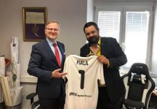 novotný fiala facebook