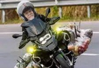 pavel moto biedronka