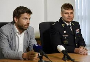 pelikan kajinek ateo