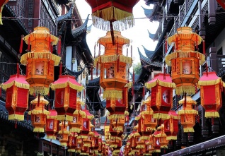 rudé lampiony ilustrace