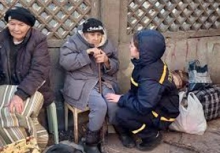 ukrajina stara zena.jpeg