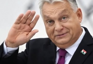 viktor orbán facebook.jpg