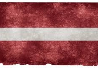 vlajka lotyšsko